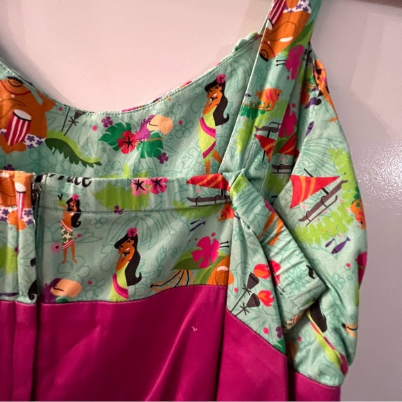 Disney D23 2019 Exclusive “Tahitian Terrace” Dress - Picture 2 of 2